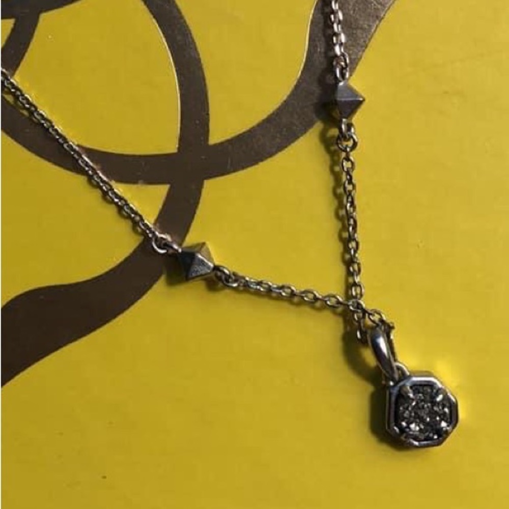 Kendra Scott Dainty Drusy necklace